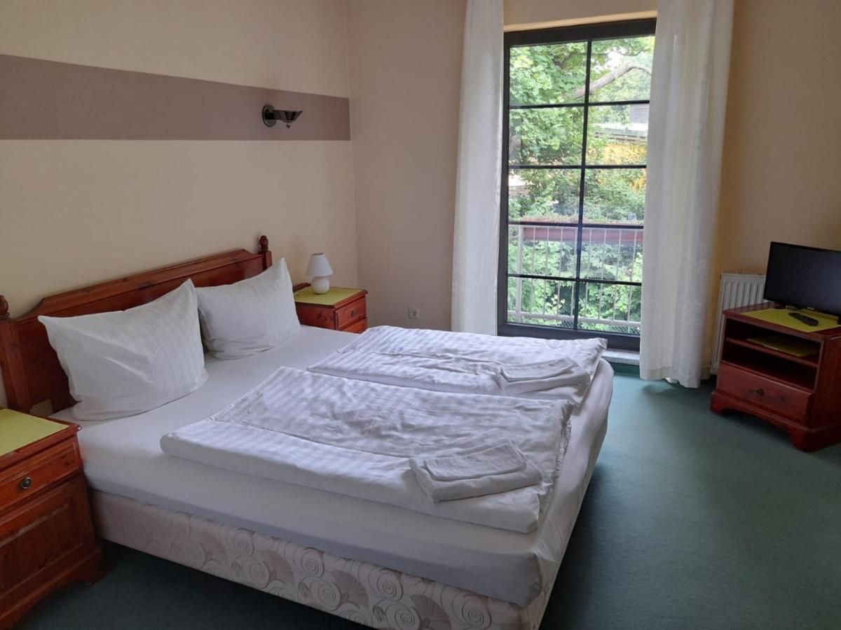 Hotel Am Kreischaer Park 外观 照片